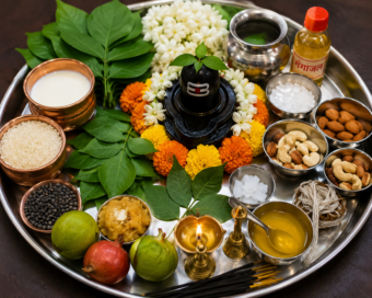वण सोमवार व्रत की पूजा सामग्री जल दूध बिल्व